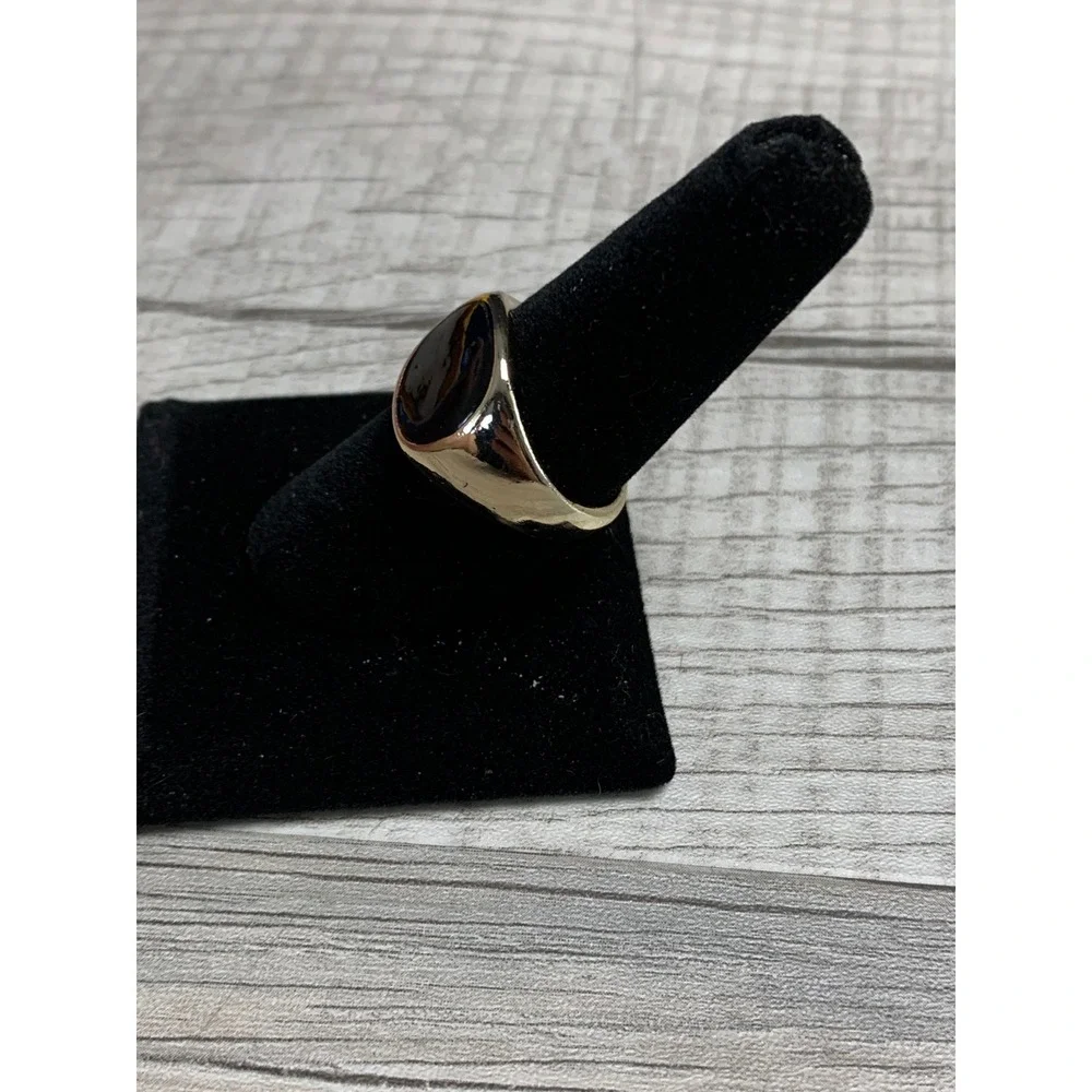Vintage Gold Tone Signet Ring Black Onyx Style Inlay Minimalist Band Size 9